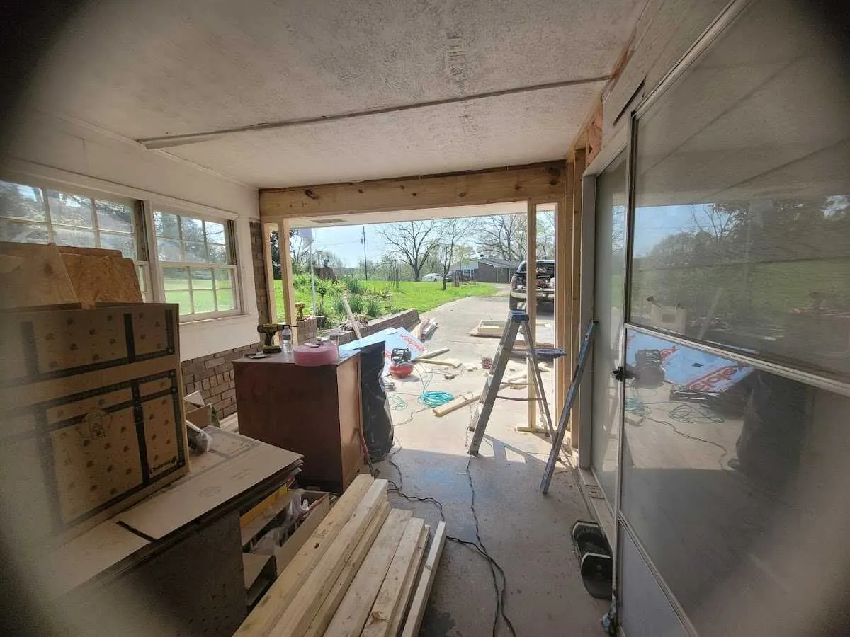 Air movers and dehumidifier for Drying & Dehumidification in Greensburg